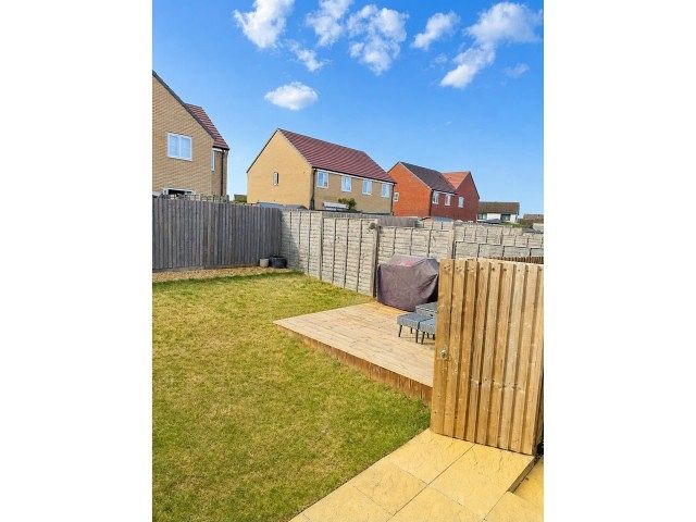 81 Longland Crescent, Ramsey, Huntingdon